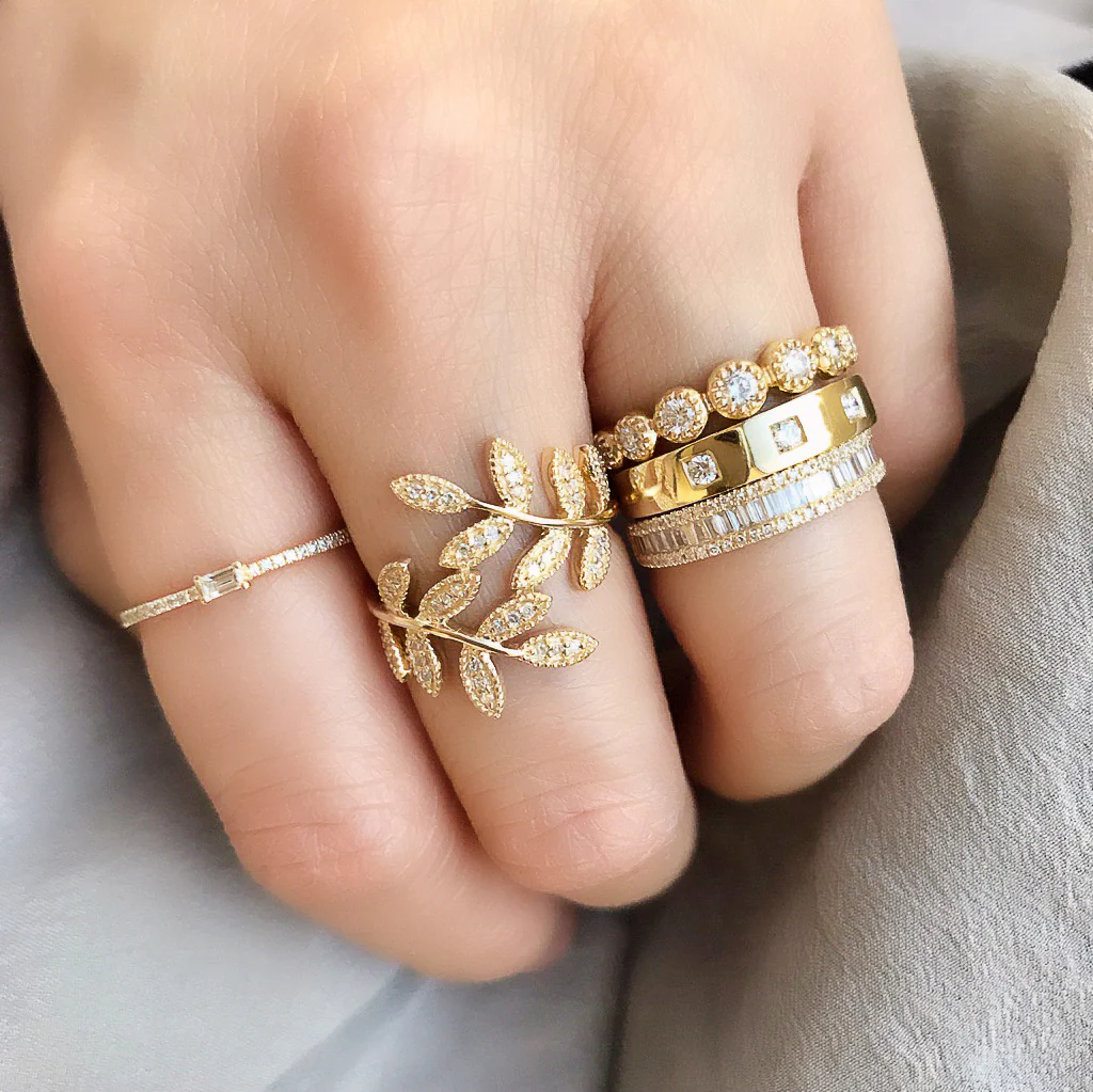 High Polish Wide Band With Three Diamonds - Image 2